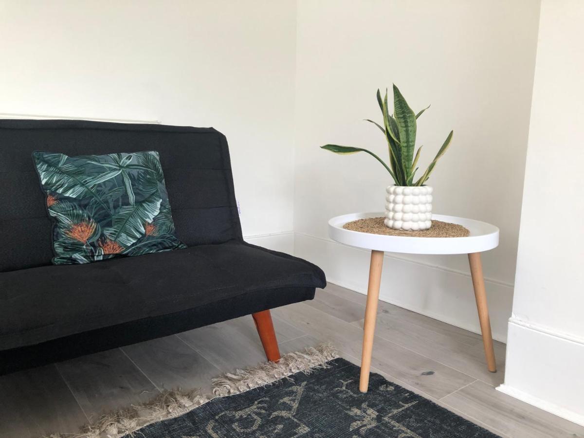 Bright Chiswick Apartment - Great Location London Ngoại thất bức ảnh
