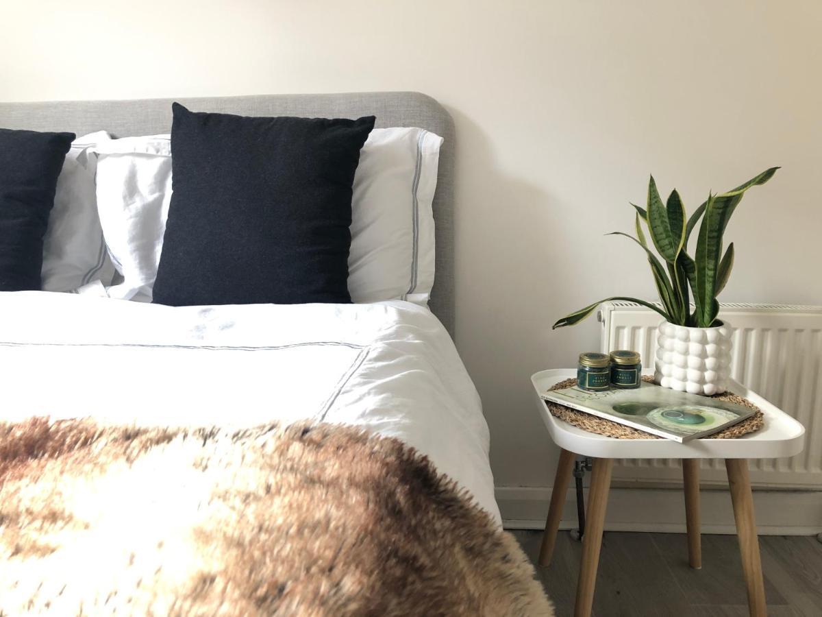 Bright Chiswick Apartment - Great Location London Ngoại thất bức ảnh