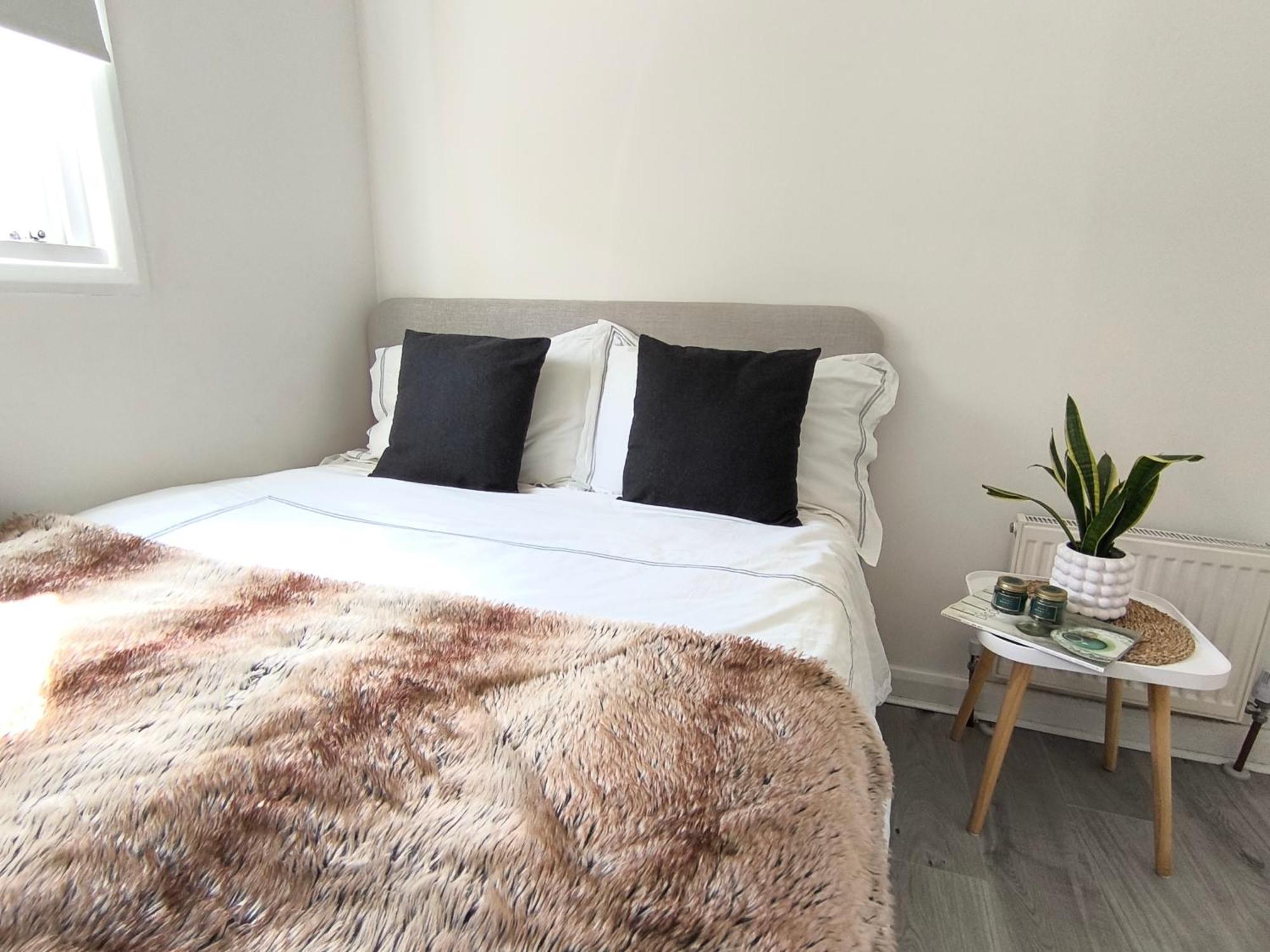 Bright Chiswick Apartment - Great Location London Ngoại thất bức ảnh